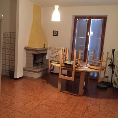 Appartamento Leopardi Con 2 Camere Da Letto Piobbico